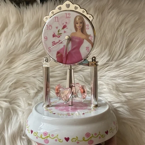 Barbie anniversary keepsake clock - Picture 4 of 7